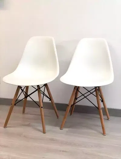 SILLAS EAMES