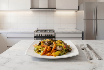 Wok de vegetales con carne/pollo