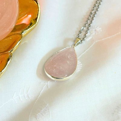 Collar gota cuarzo rosa