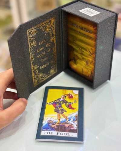 Tarot rider waite gold foil cobre holografico.