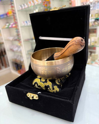 Cuenco con caja y baqueta forrada