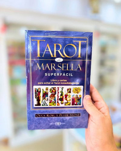 Tarot de Marsella superfacil. Libro y cartas. Olga Roig