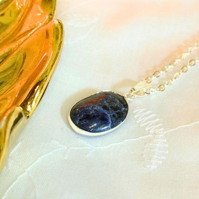 Collar Sodalita oval mini