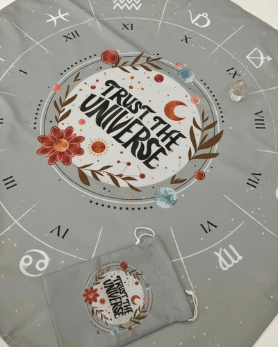 Paño tarot Trust the universe