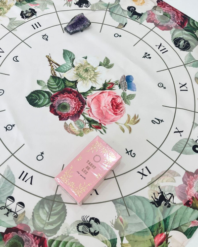 Paño tarot flores