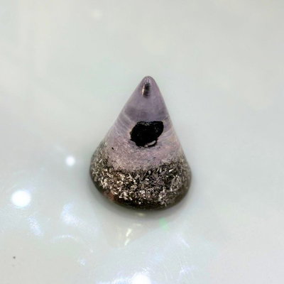 Orgón piramide conica chica