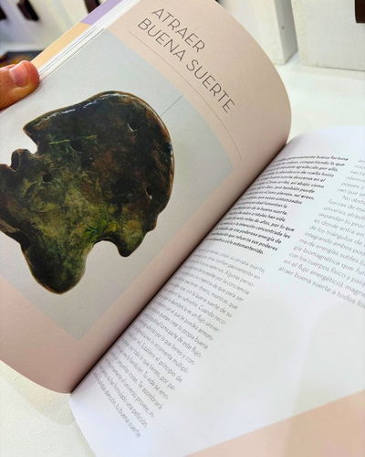 Manifestar con cristales Judy Hall