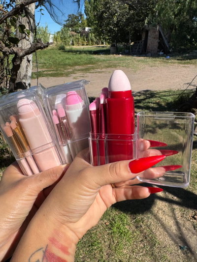 Brochas + estuche