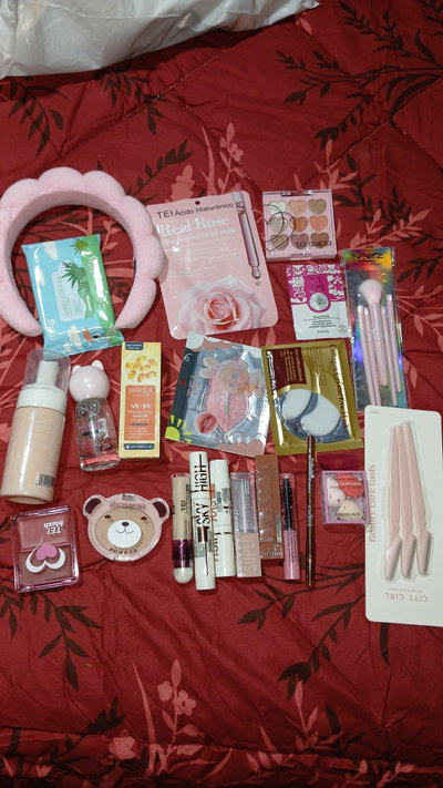 Combo maquillaje + skincare 