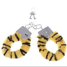 ESPOSAS metal con PELUCHE y llaves 