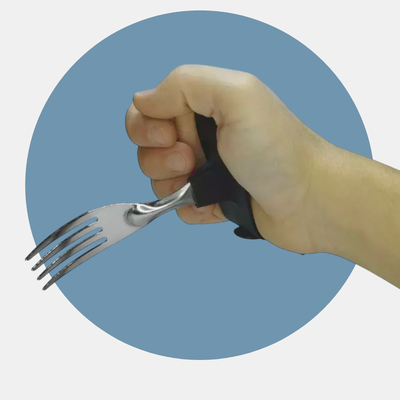 Tenedor perpendicular a la palma con agarre – Cubierto adaptado para uso en pronación