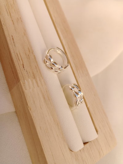 Aros huggies Grecia Plata laminada