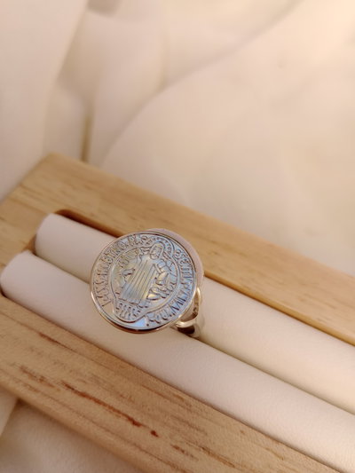 Anillo San Benito 