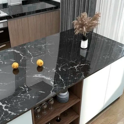 Vinilo Símil Mármol Autoadhesivo Negro - Renovación Fácil para Cocina y Muebles