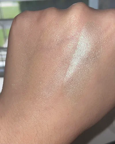 OFRA COSMETICS HIGLIGHTER MOTHER EARTH