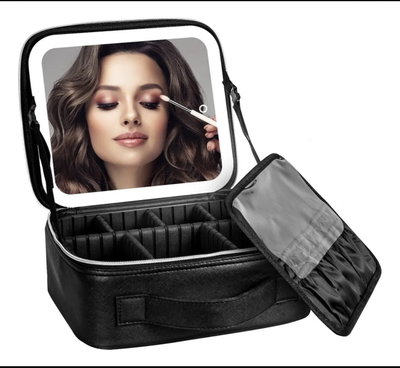 NECESER DE MAQUILLAJE AJUSTABLE CON ESPEJO LED