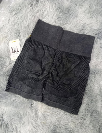 SHORT KYLIE BLACK