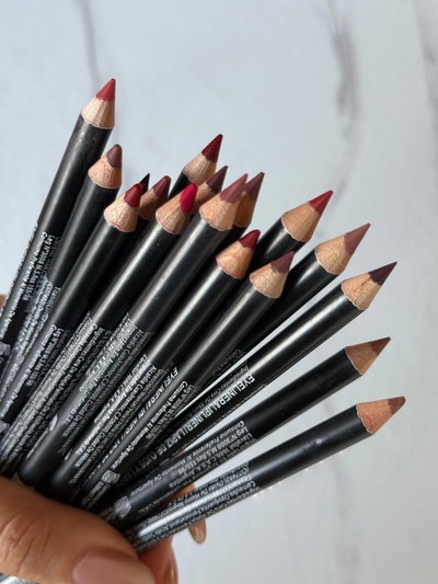 DELINEADOR DE LABIOS SANIYE