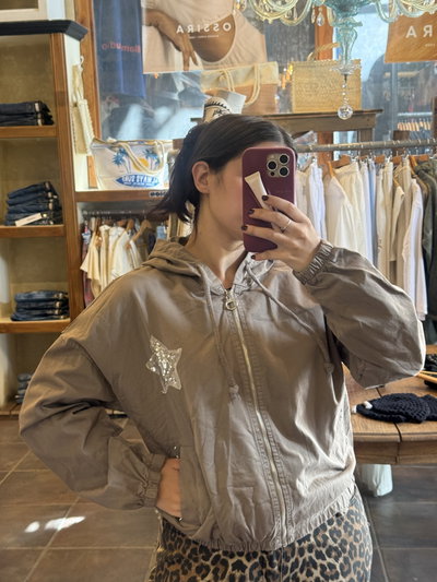 Campera con Aplique