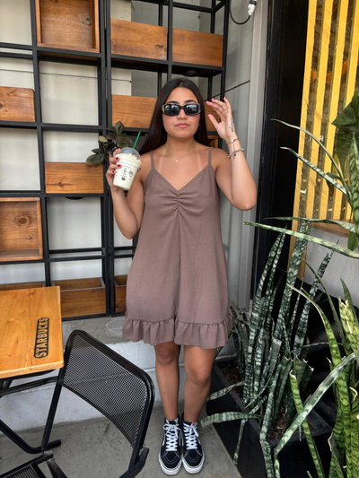 Vestido volados con bolsillos 