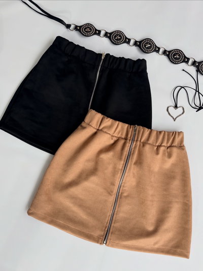 Falda suede con cierre 