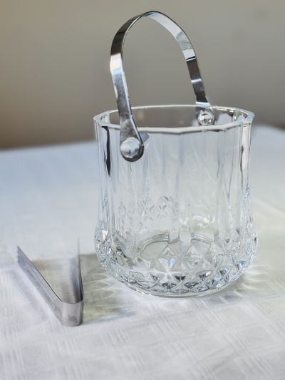 Hielera de vidrio con pinza