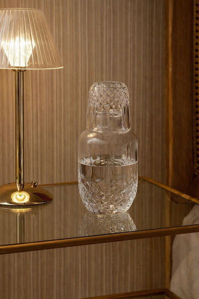 Jarra de mesa de luz 