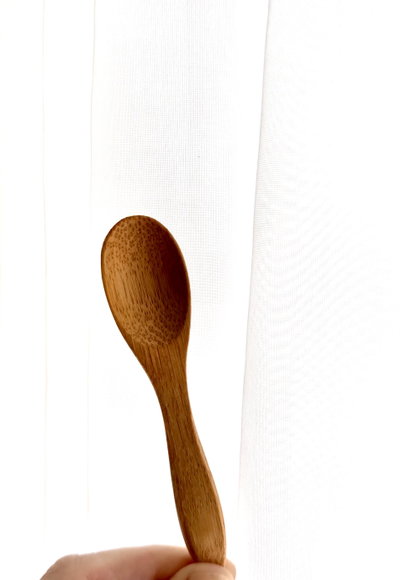 Cucharita de bambu para untar