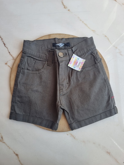 Short Bebe Clasico de Gabardina