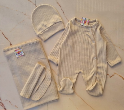 Ajuar de Nacimiento de 4 Piezas Beige Osito