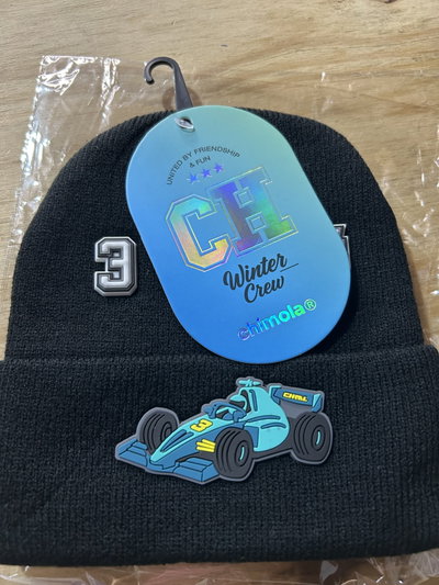 Gorrito tejido hoy racing car