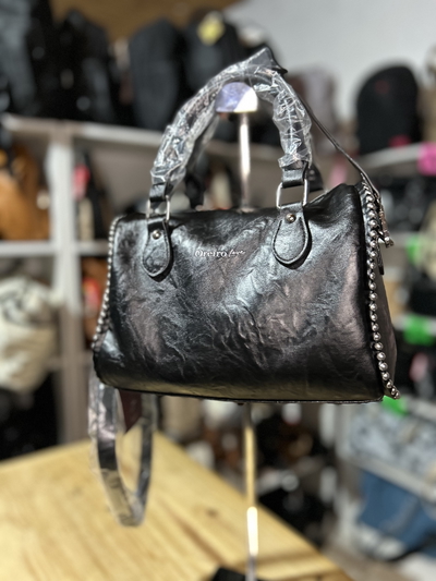 Cartera Oreiro Love 29157