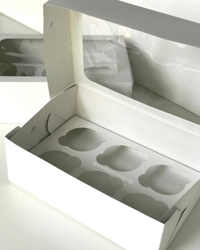 26 x 17.5 x 9 cm + portacupcake x6