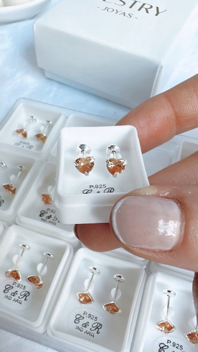 Abridor cubic corazón Ambar