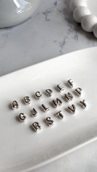 Mini letras pasantes - 6mm