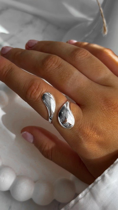 ANILLO GOTAS SILVER ABIERTO (ACERO)