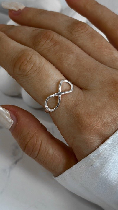 Anillo infinity