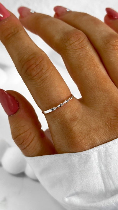 Anillo cinta onditas