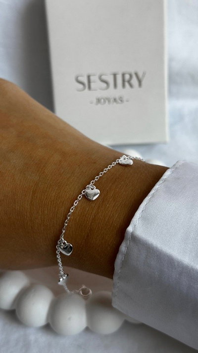 Pulsera corazoncitos lisos (Regulable)