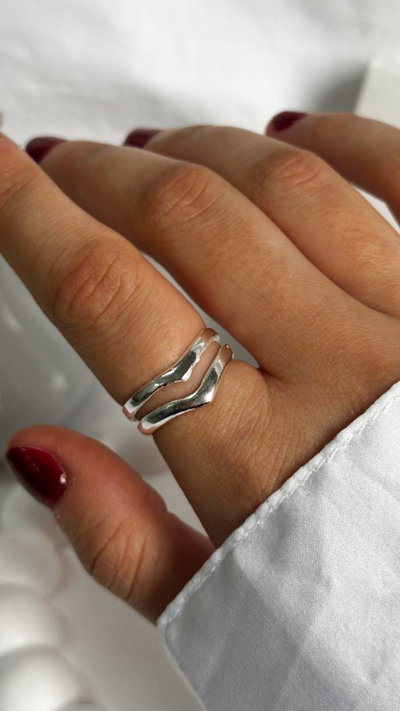 Anillo en V doble