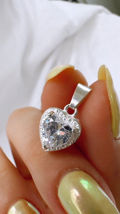 gran corazón puntitos cubic
