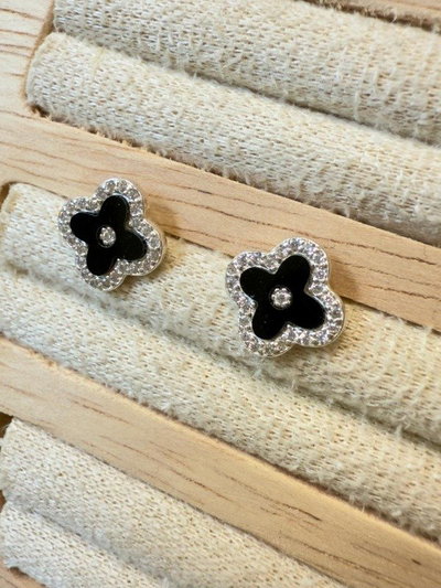 Aros Trébol Cleef en Plata 925 con Ónix y Microcubics Pavé