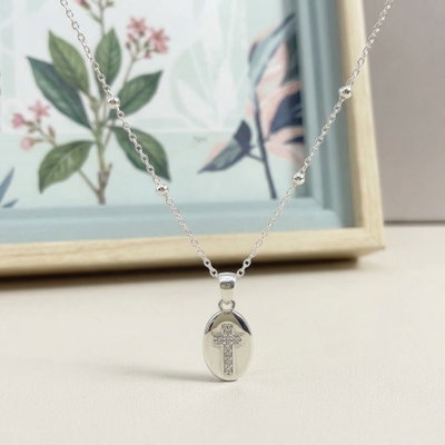 Collar Fé