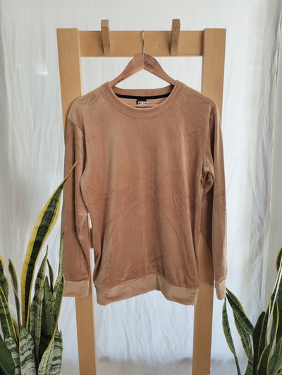 Buzo cuello redondo plush
