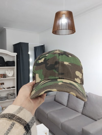 Gorra camuflada