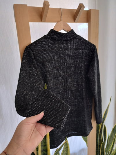 Polera tejida destellos