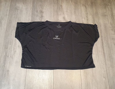 Remera deportiva crop dama tela respirable