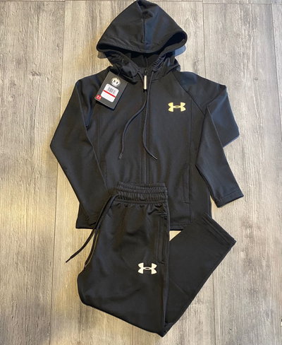 Conjunto lycra con frizza de niño