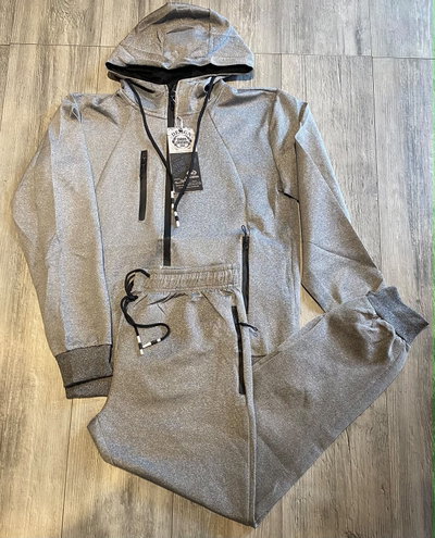 Conjunto deportivo de adulto