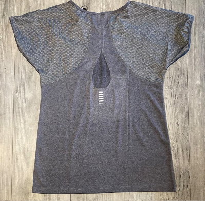 Remera deportiva de dama